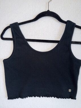 Roxy Black Ribbed Ruffle Edge Bottom Crop Tank Top